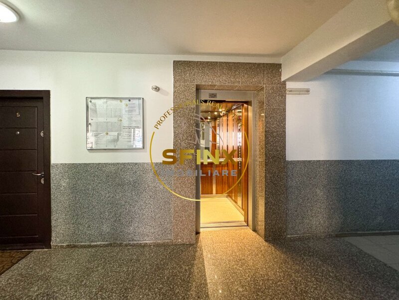 Cartierul Latin, 2 camere 65 mp, loc de parcare.